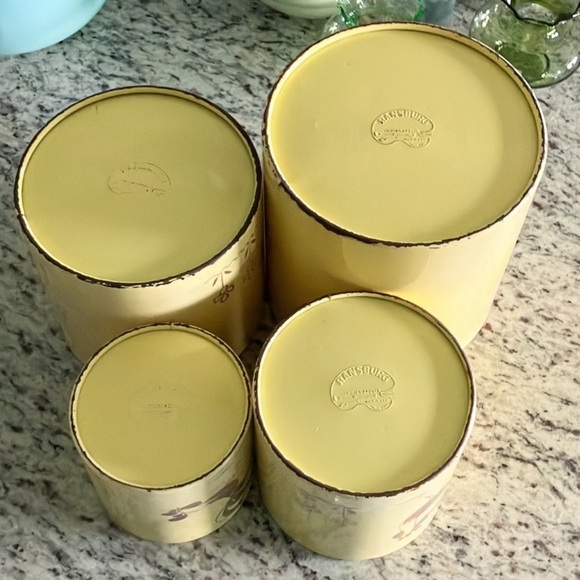 Vintage 1960s Ransburg Indianapolis Yellow Chicken Nesting Canisters Copper Lids - Picture 13 of 15